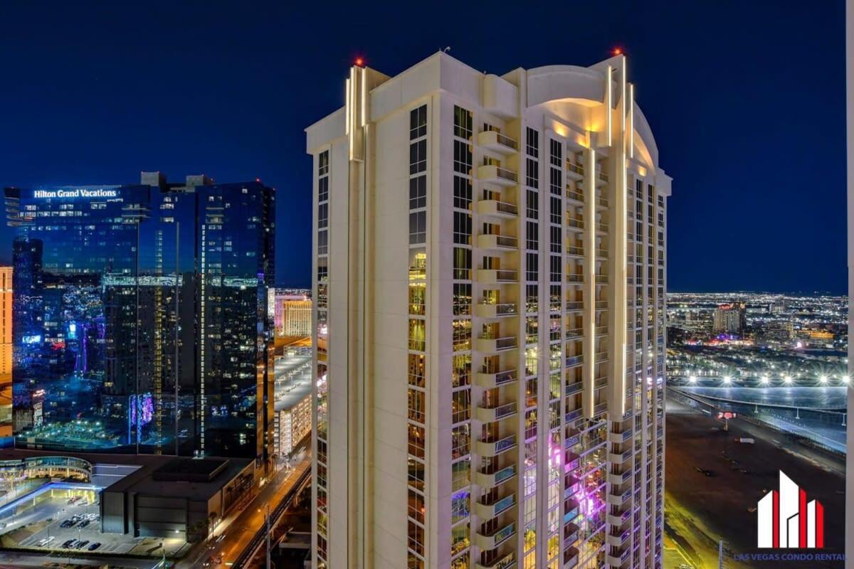 Mgm Signature-33-711 F1 Track & Strip View Balcony Las Vegas Exterior foto